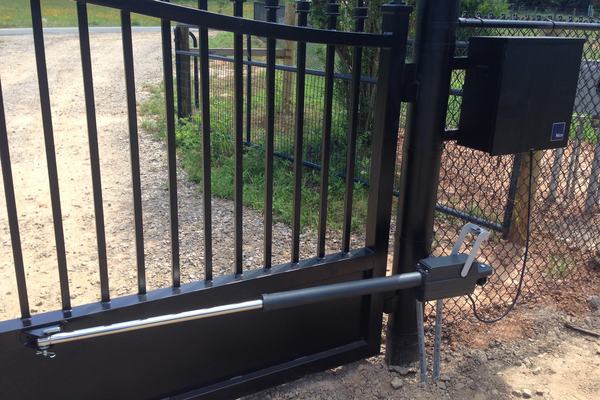 Actuator-Style Swing Gate Systems