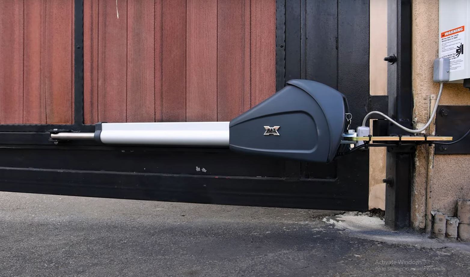 Actuator-Style Swing Gate Systems